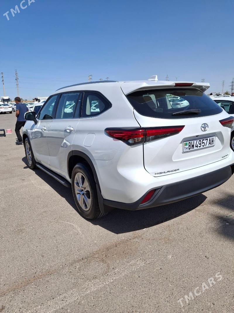 Toyota Highlander 2021 - 617 000 TMT - Ашхабад - img 5