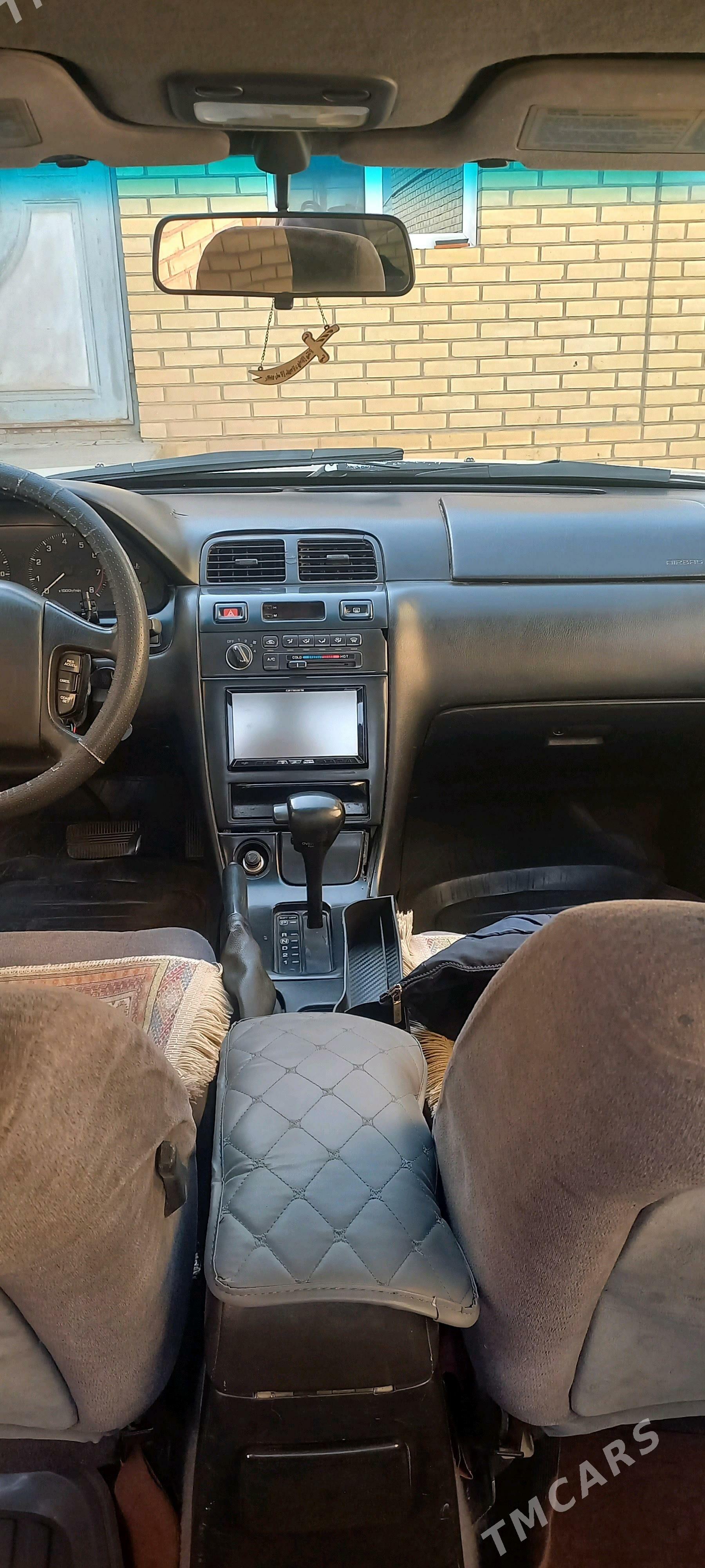 Nissan Maxima 1995 - 60 000 TMT - Мары - img 5