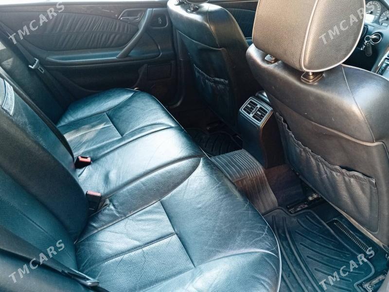 Mercedes-Benz E320 2001 - 125 000 TMT - Туркменбаши - img 9