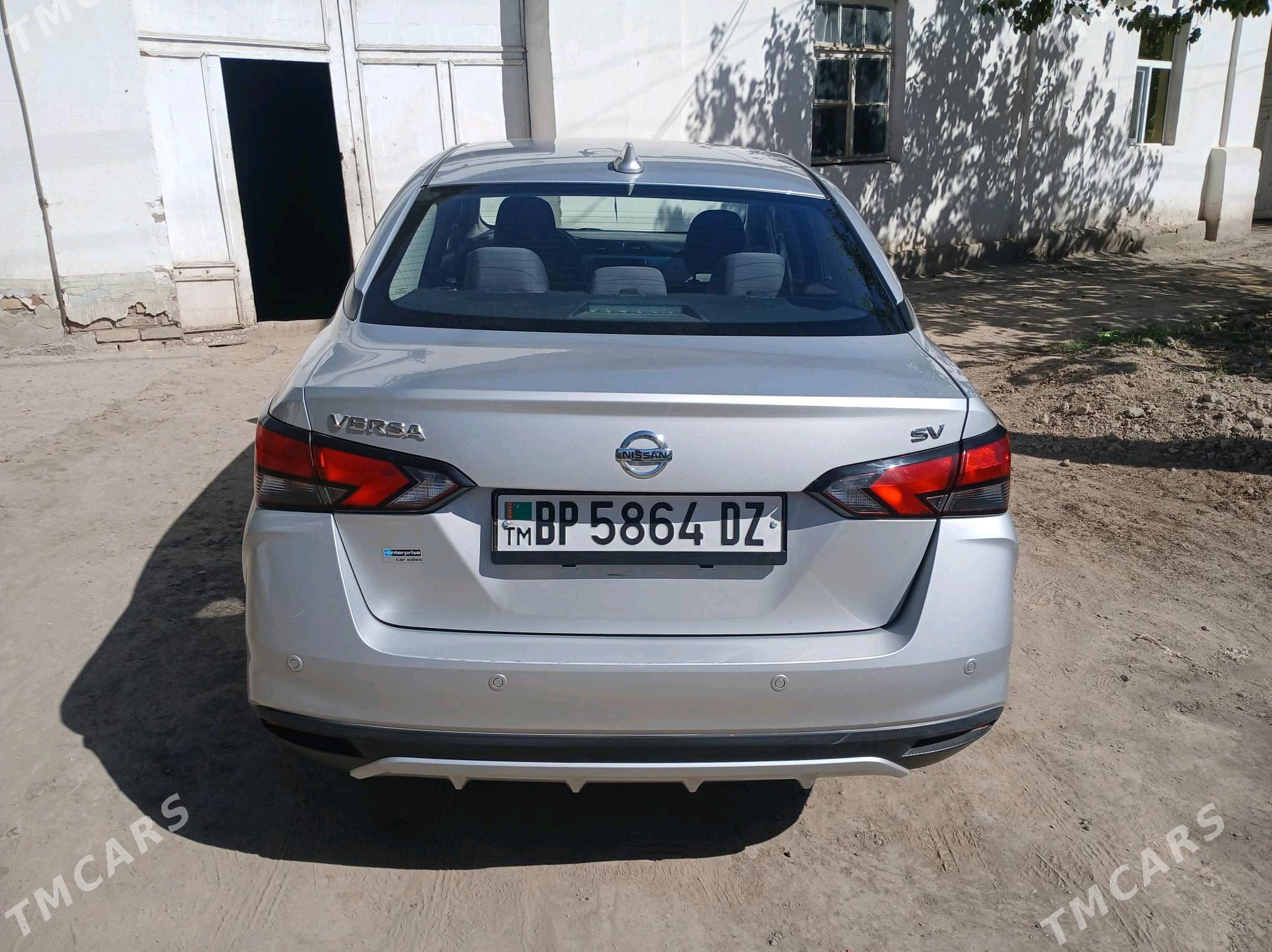 Nissan Versa 2020 - 180 000 TMT - Дашогуз - img 4