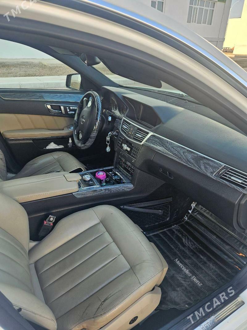 Mercedes-Benz E350 2010 - 300 000 TMT - Daşoguz - img 2