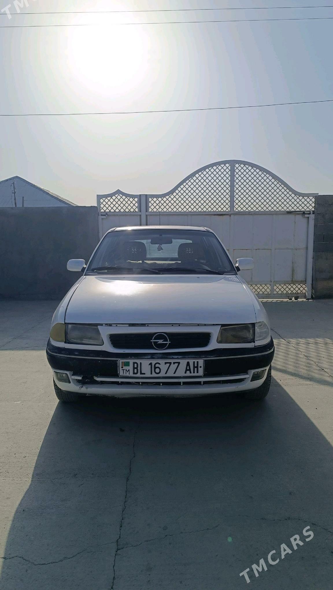 Opel Astra 1995 - 34 000 TMT - Бахарден - img 3