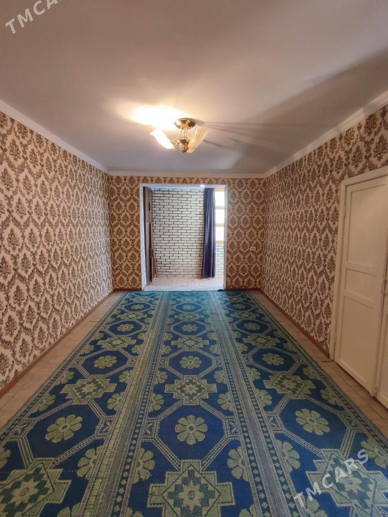 1 комн на 2 м этаже - Туркменабат - img 2