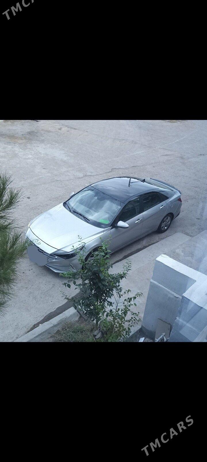 Hyundai Elantra 2021 - 240 000 TMT - Туркменбаши - img 2