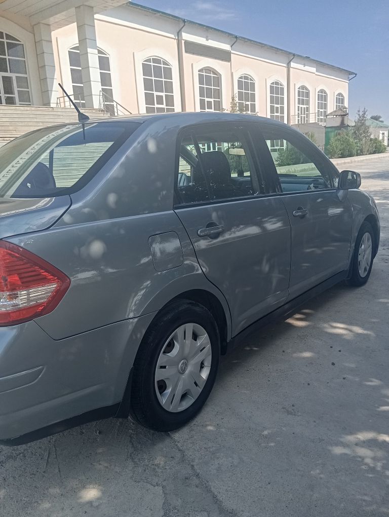 Nissan Versa 2010 - 135 000 TMT - Халач - img 3