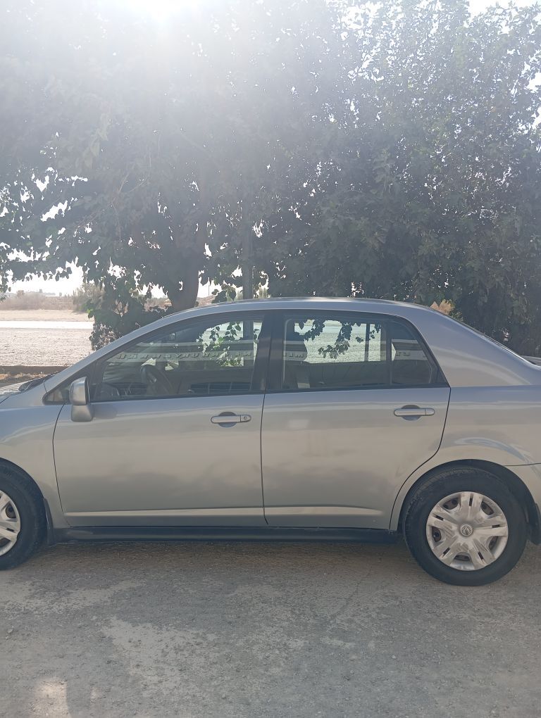 Nissan Versa 2010 - 135 000 TMT - Халач - img 5