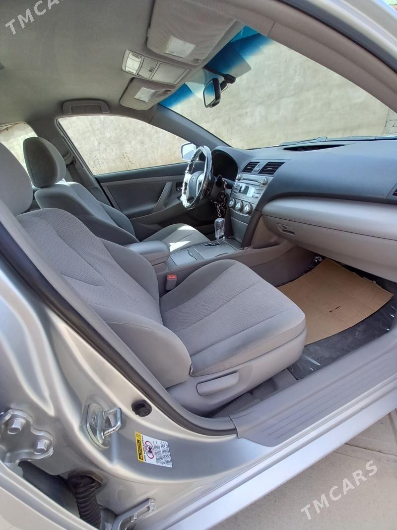 Toyota Camry 2010 - 225 000 TMT - Балканабат - img 5