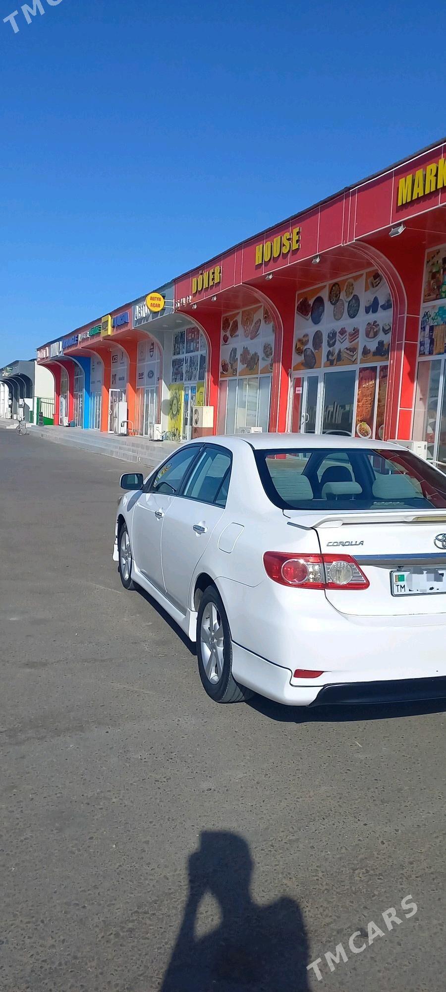 Toyota Corolla 2013 - 160 000 TMT - Aşgabat - img 3