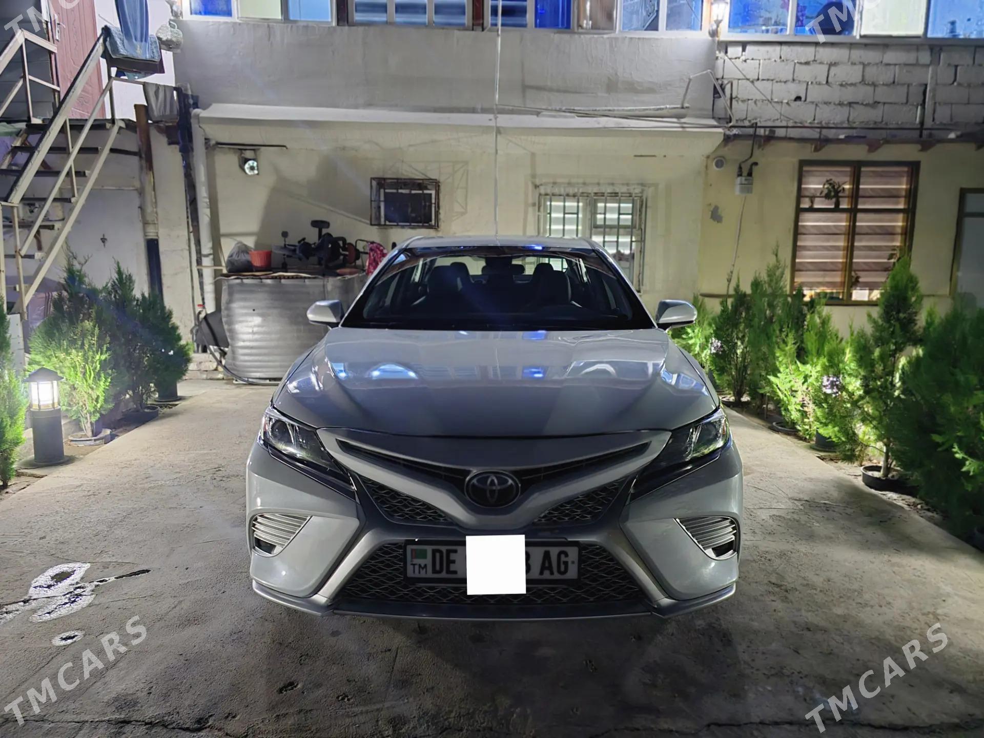 Toyota Camry 2019 - 260 000 TMT - Ашхабад - img 4