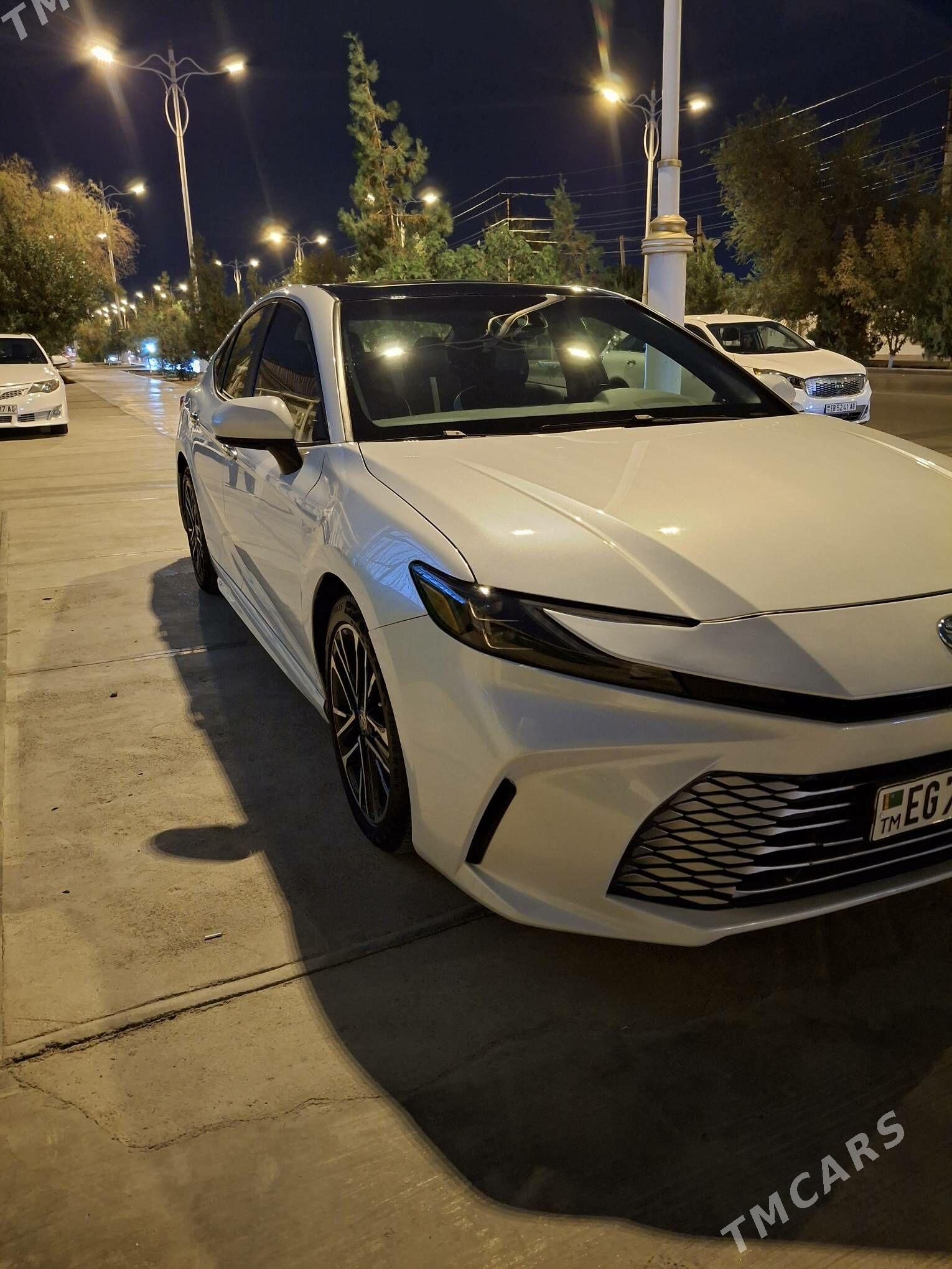 Toyota Camry Hybrid 2024 - 480 000 TMT - Гуртли - img 1