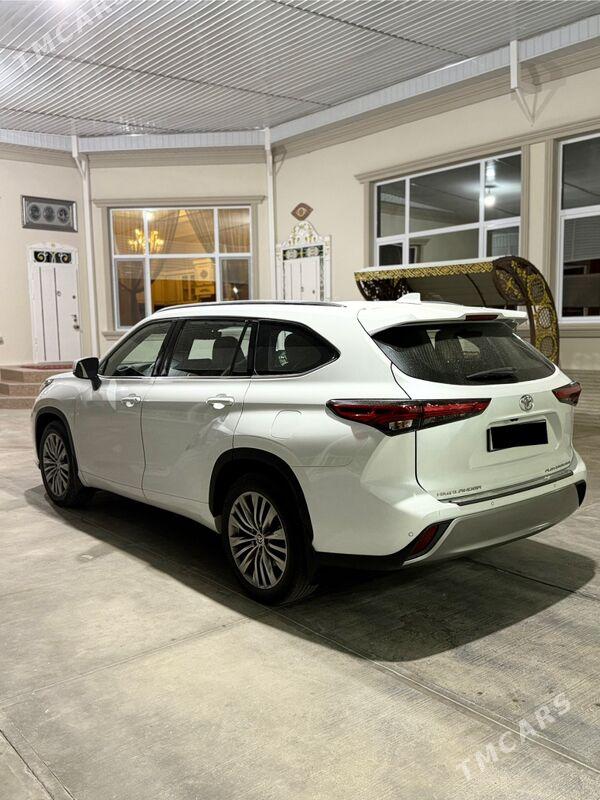 Toyota Highlander 2021 - 710 000 TMT - Ашхабад - img 3