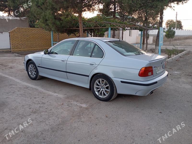BMW E39 1998 - 90 000 TMT - Mary - img 7