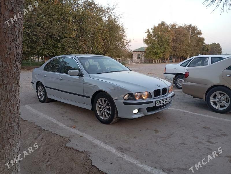 BMW E39 1998 - 90 000 TMT - Mary - img 6