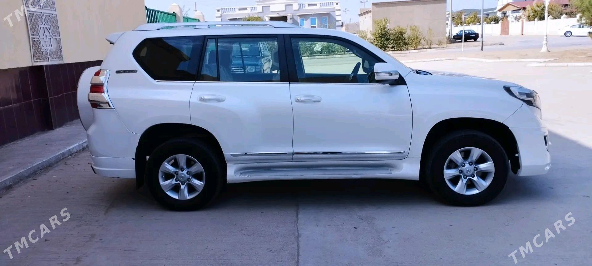 Toyota Land Cruiser Prado 2016 - 500 000 TMT - Esenguly - img 2