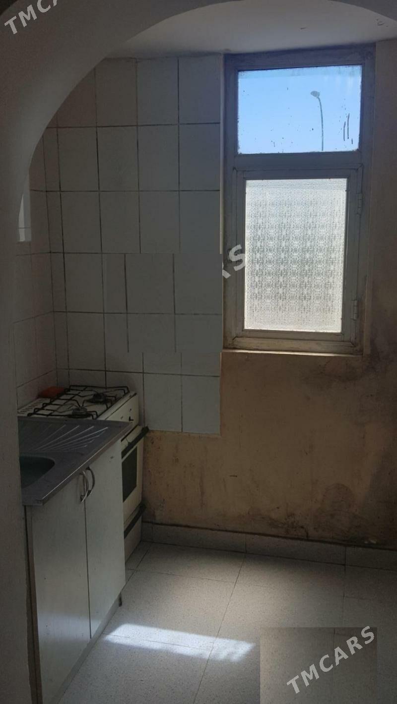 (2531)-5MKR KARBYŞEW KÖÇE 40-KWADRAT 3-ETAJ 5МИКР - 5 мкр - img 5