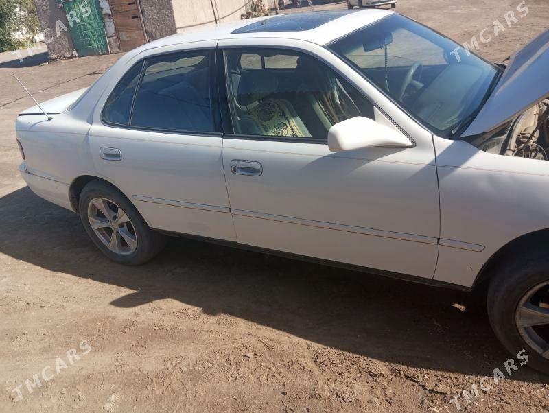 Toyota Camry 1994 - 98 000 TMT - Boldumsaz - img 5
