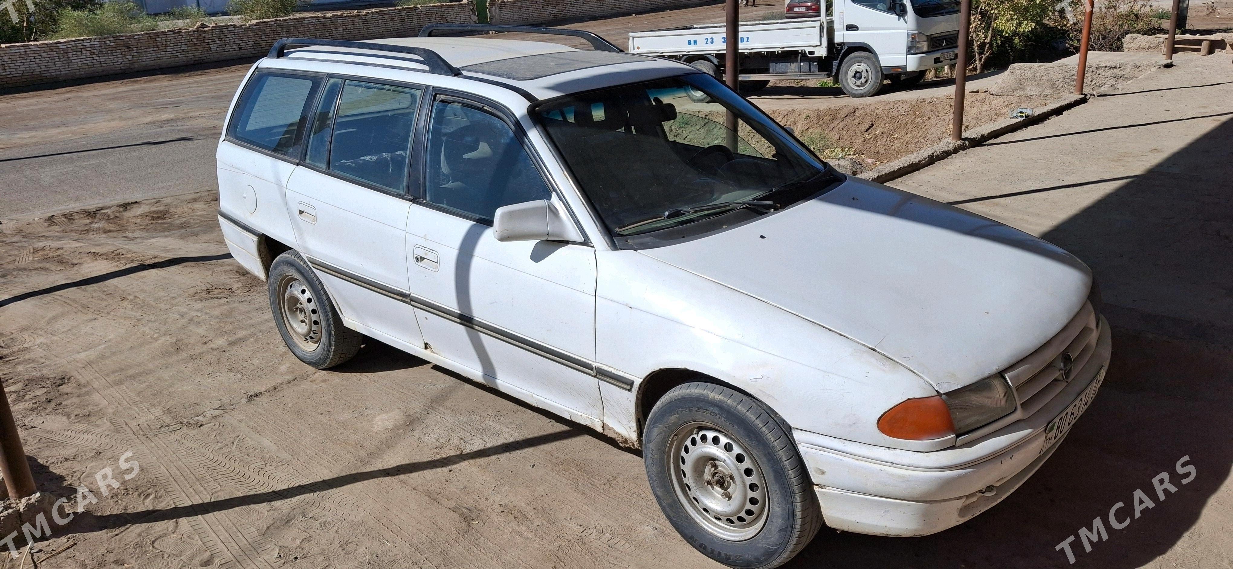 Opel Astra 1992 - 23 000 TMT - Дашогуз - img 3
