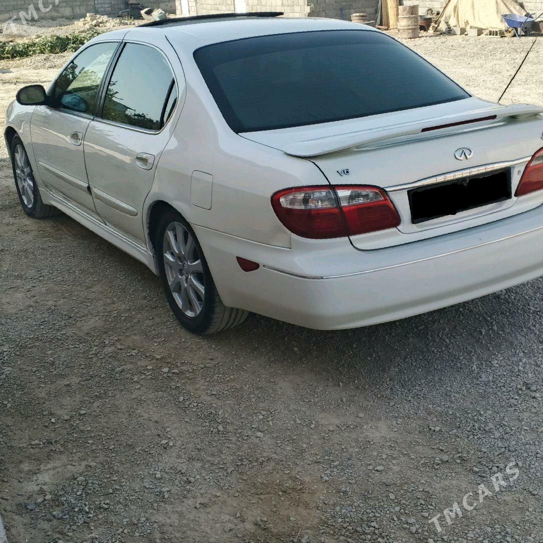 Infiniti I30 2000 - 90 000 TMT - Bäherden - img 2