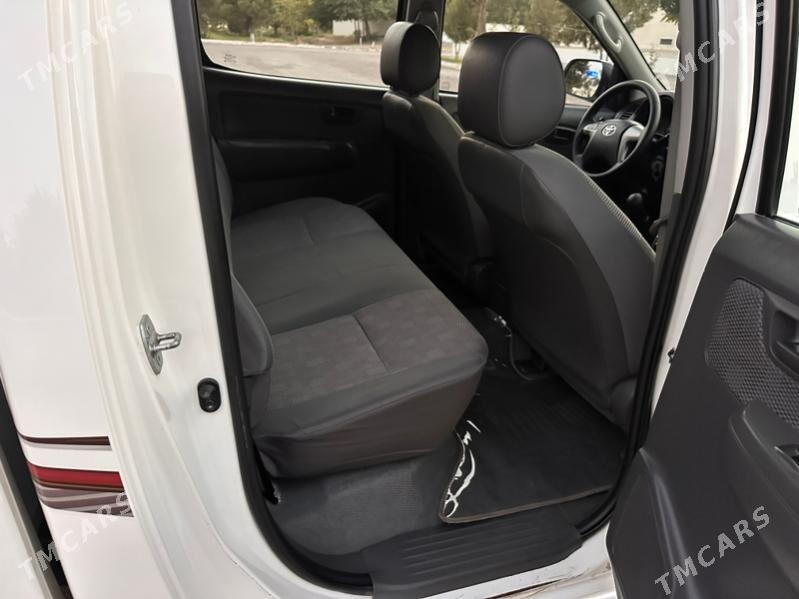 Toyota Hilux 2013 - 402 000 TMT - Mary - img 7