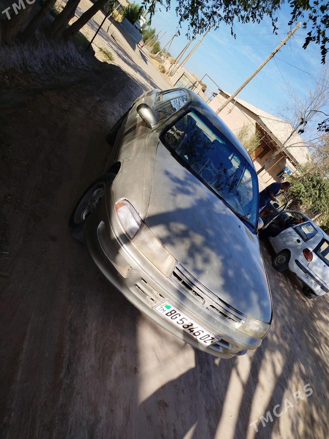 Toyota Carina 1994 - 30 000 TMT - Akdepe - img 3