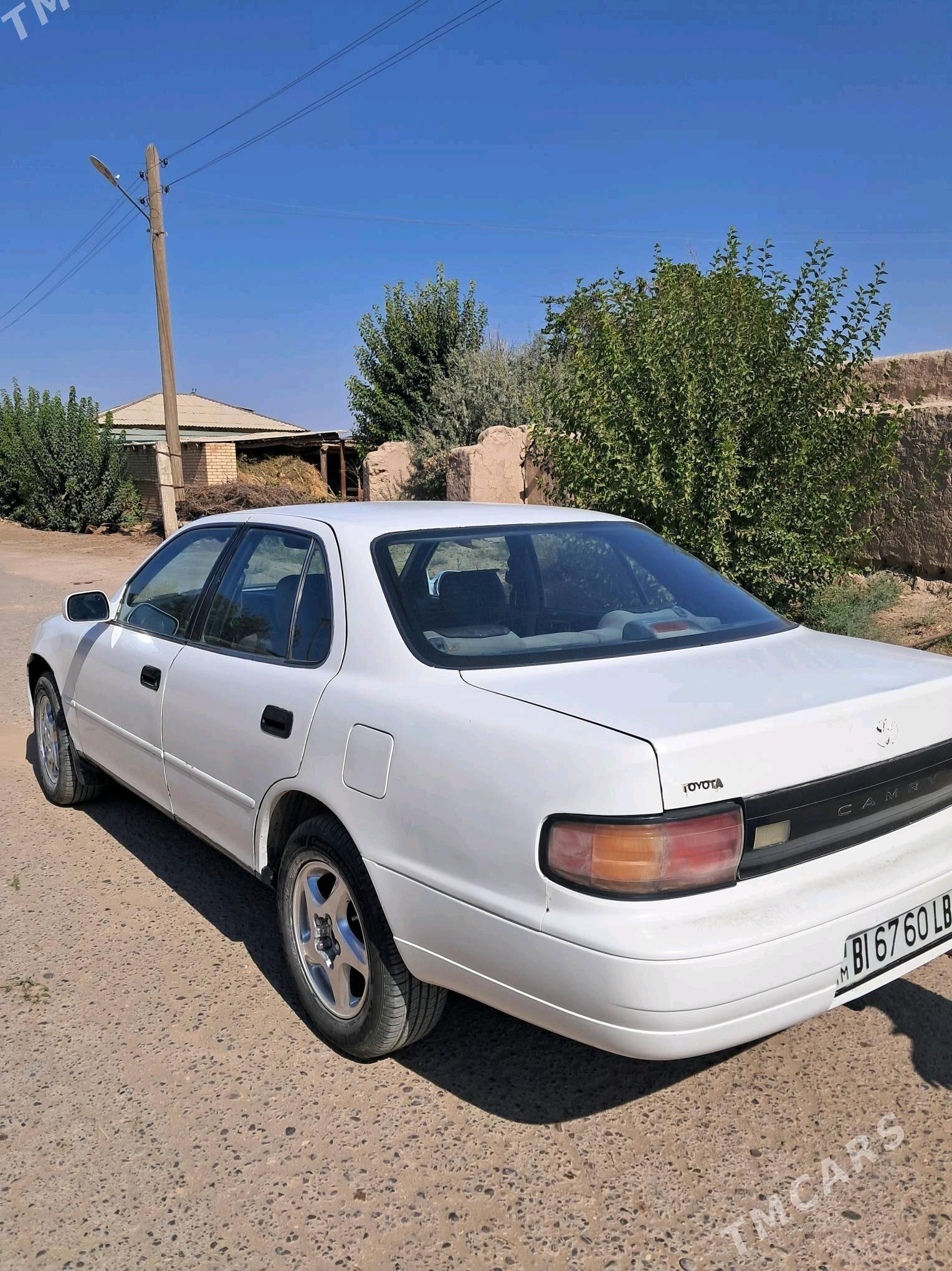 Toyota Camry 1993 - 90 000 TMT - Ходжамбаз - img 4