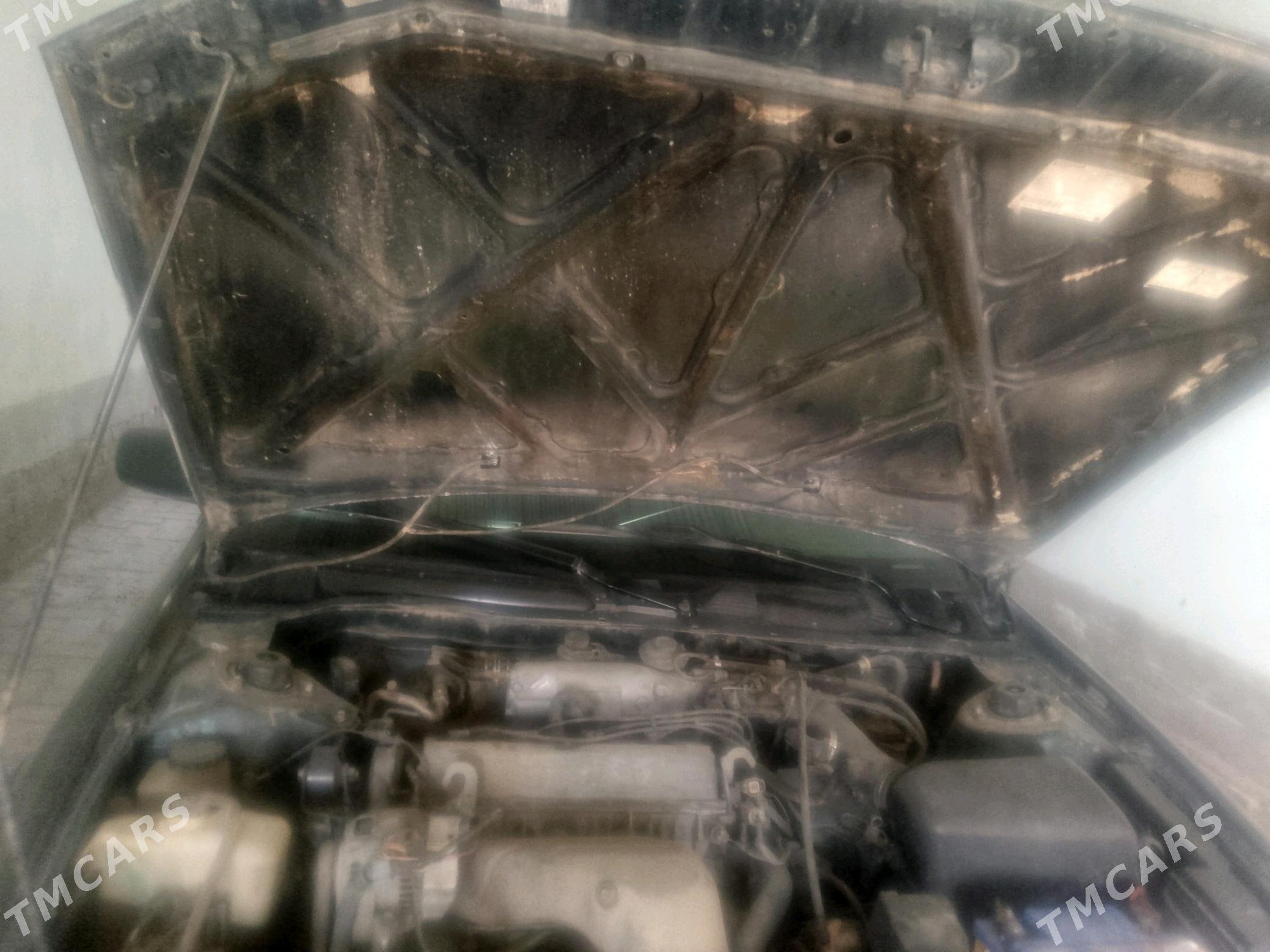 Toyota Camry 1998 - 115 000 TMT - Halaç - img 8