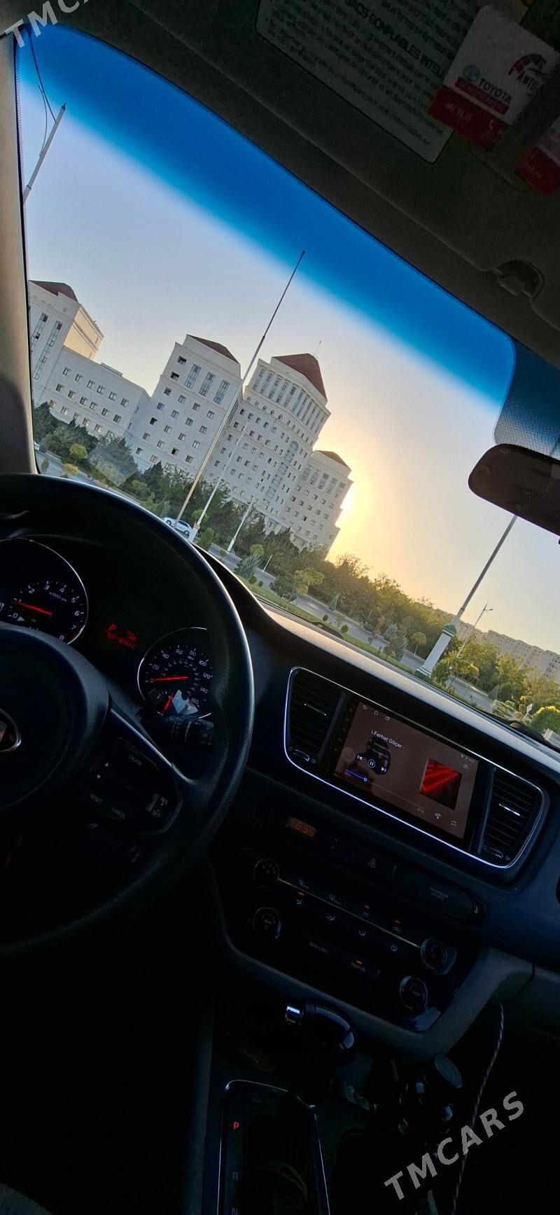 Kia Sedona 2015 - 340 000 TMT - Чоганлы - img 9