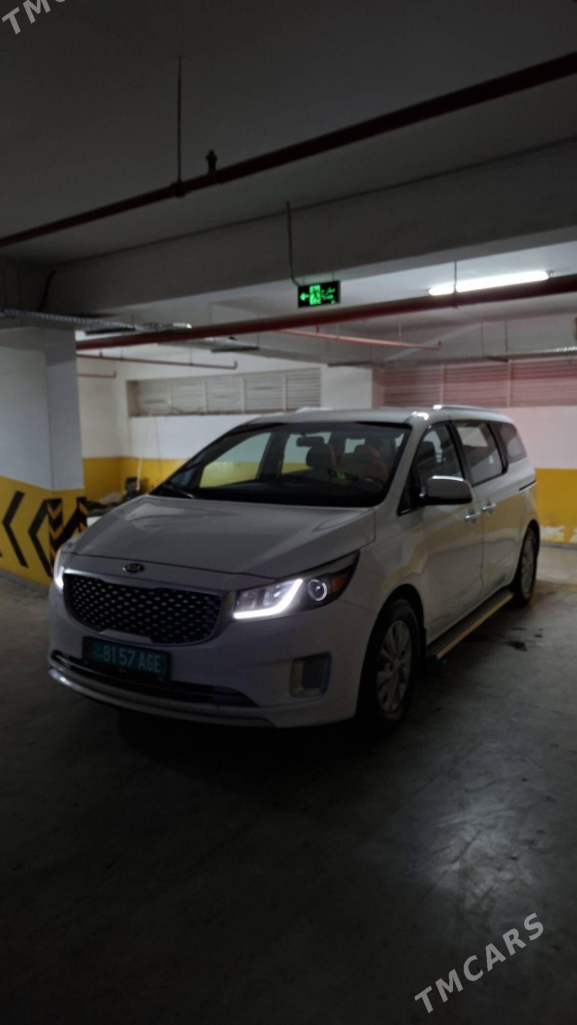 Kia Sedona 2015 - 340 000 TMT - Чоганлы - img 1