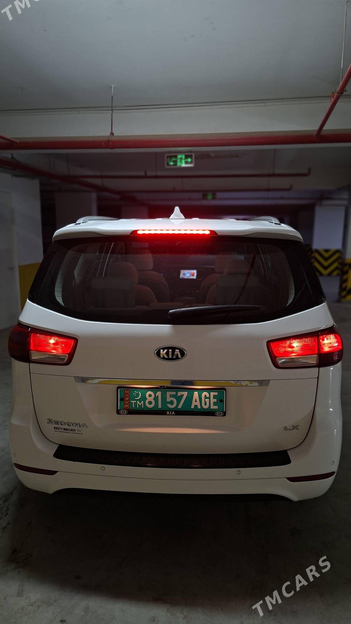 Kia Sedona 2015 - 340 000 TMT - Чоганлы - img 6