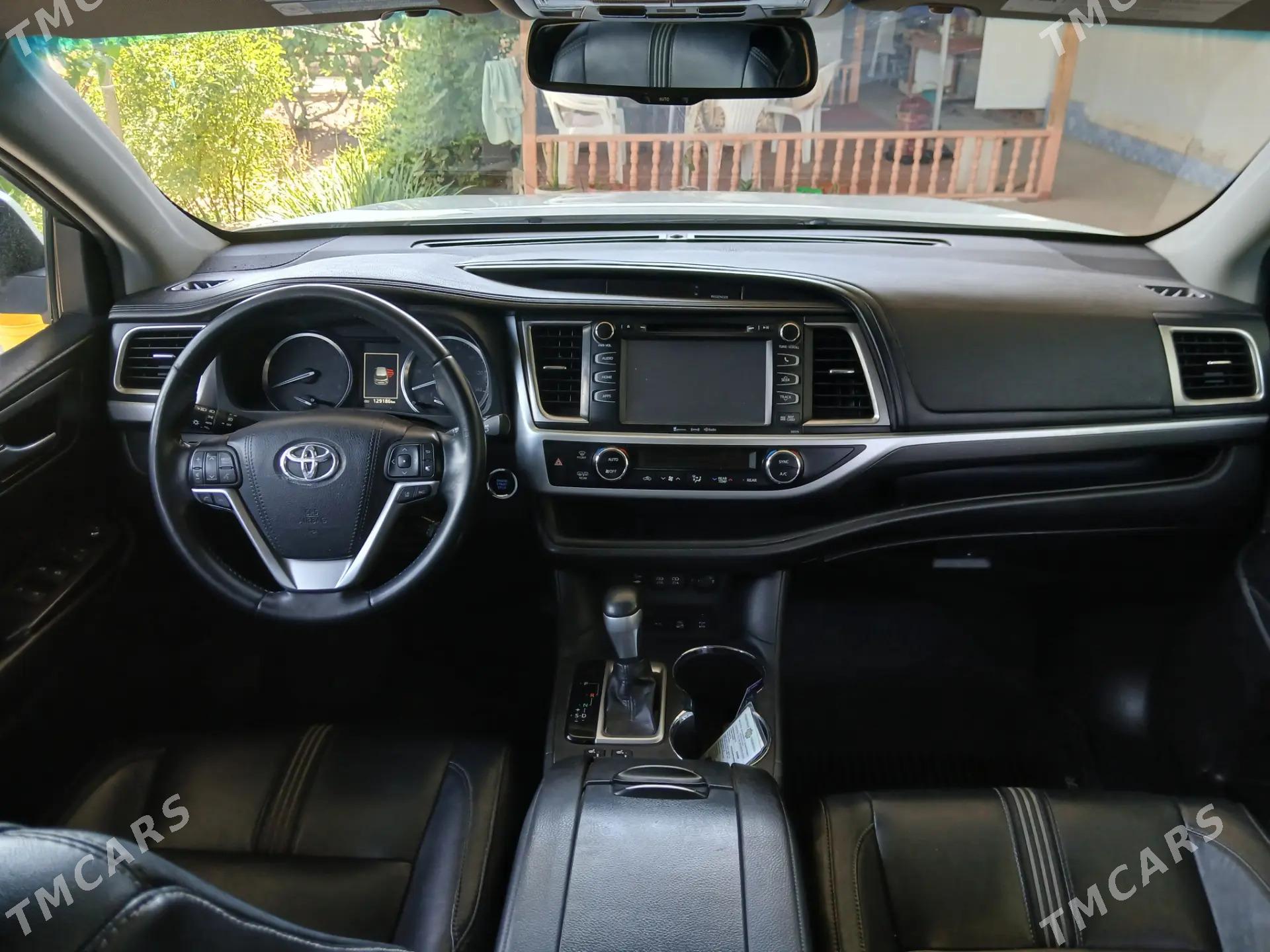 Toyota Highlander 2018 - 430 000 TMT - Daşoguz - img 8