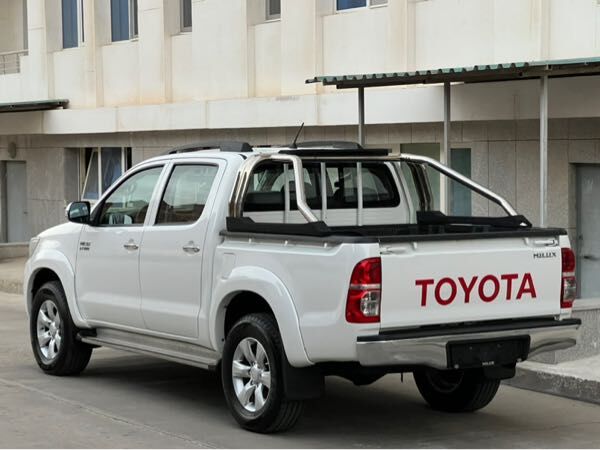 Toyota Hilux 2015 - 410 000 TMT - Ашхабад - img 2