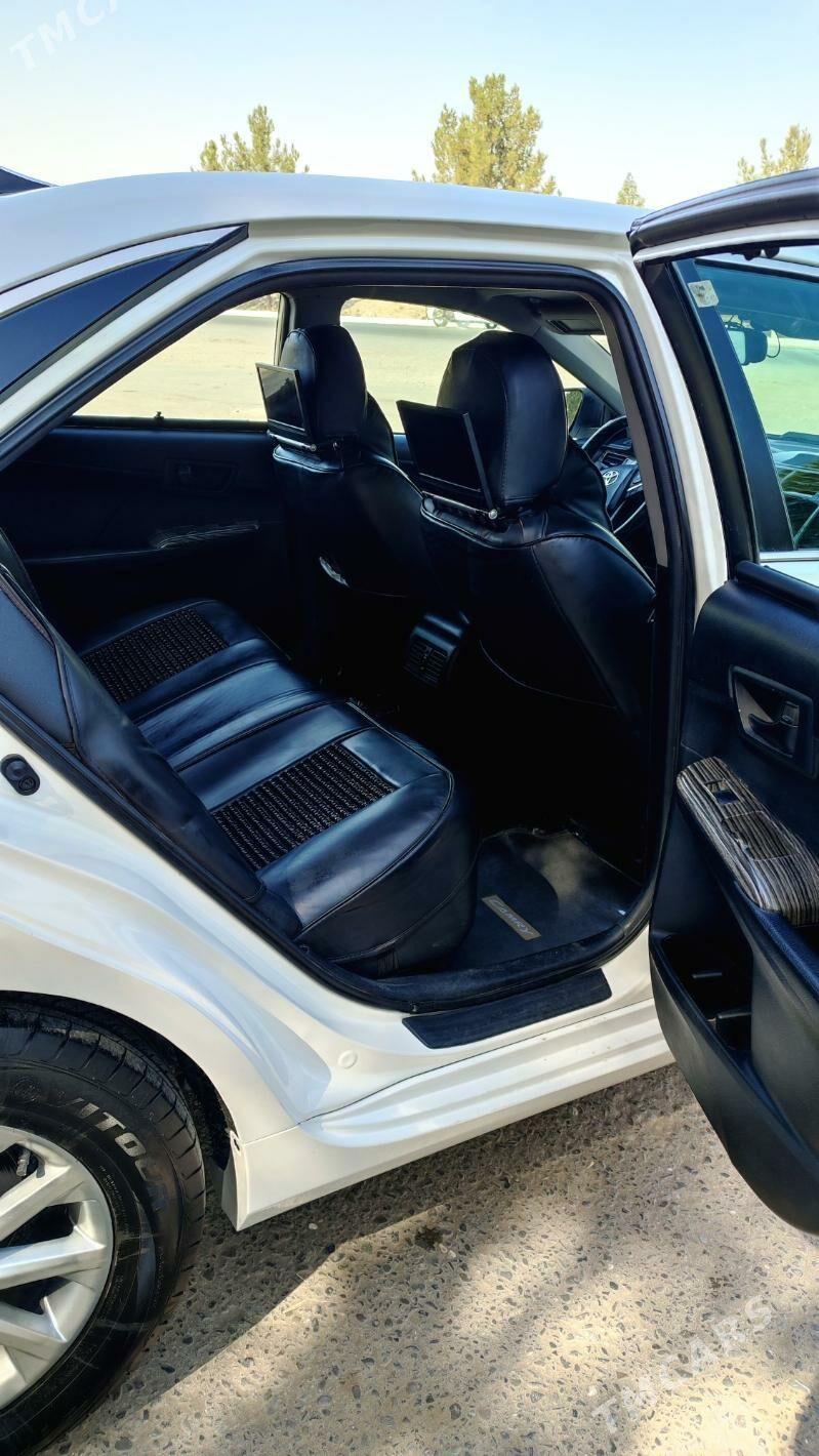 Toyota Camry 2017 - 260 000 TMT - Сакар - img 2