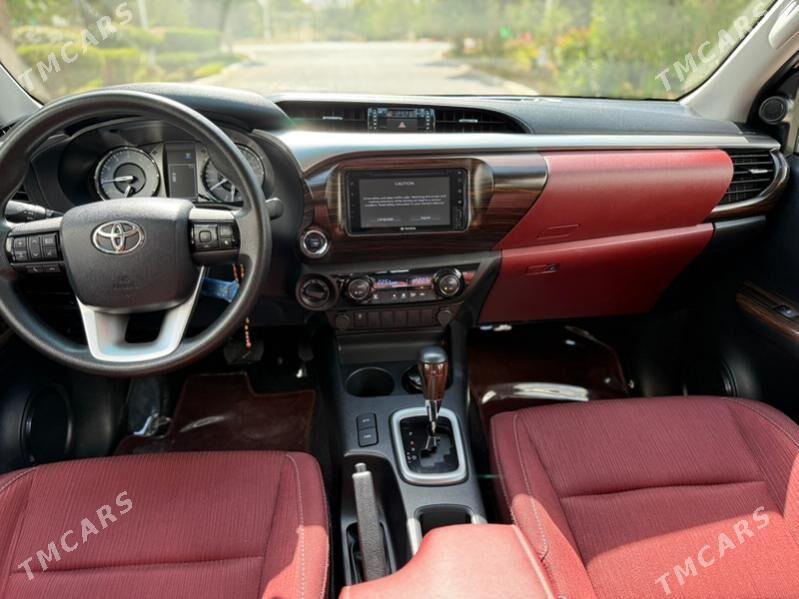 Toyota Hilux 2022 - 550 000 TMT - Ашхабад - img 2