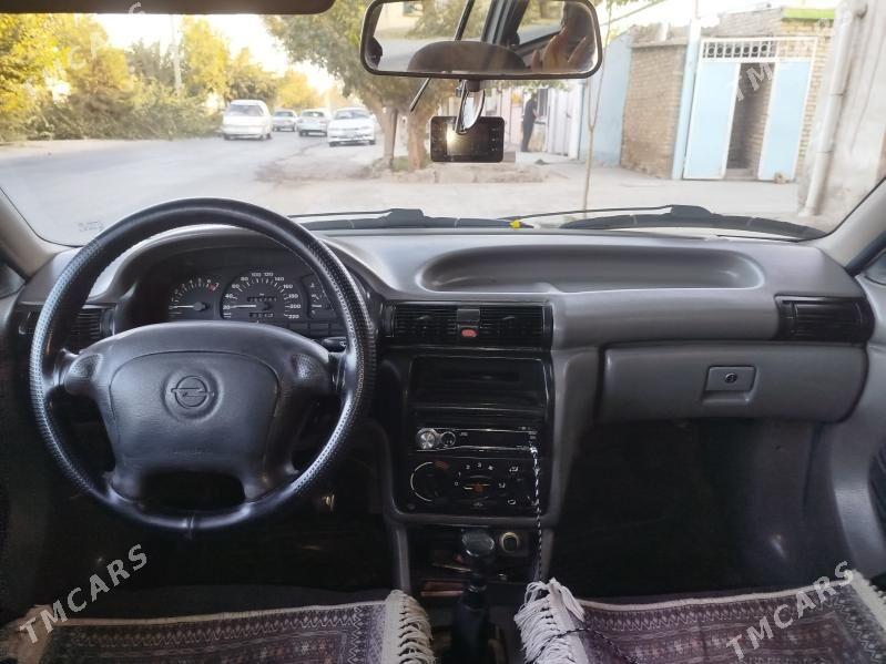 Opel Astra 1992 - 45 000 TMT - Mary - img 2