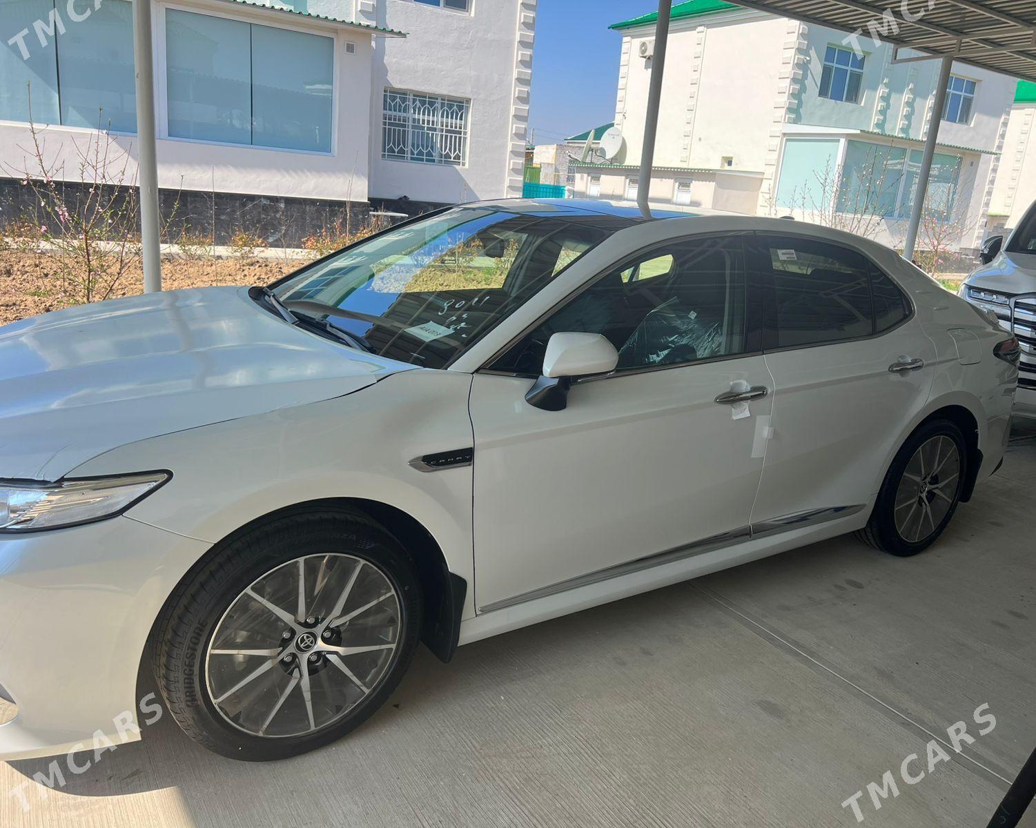 Toyota Camry 2023 - 818 000 TMT - Ашхабад - img 1