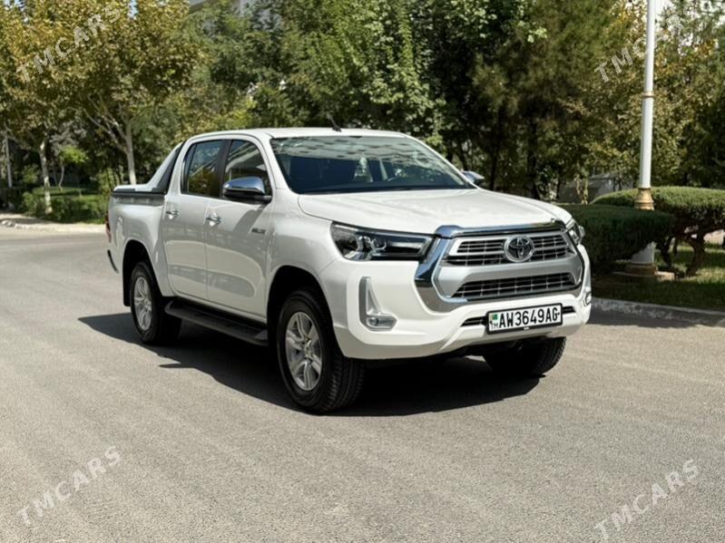 Toyota Hilux 2022 - 550 000 TMT - Ашхабад - img 5