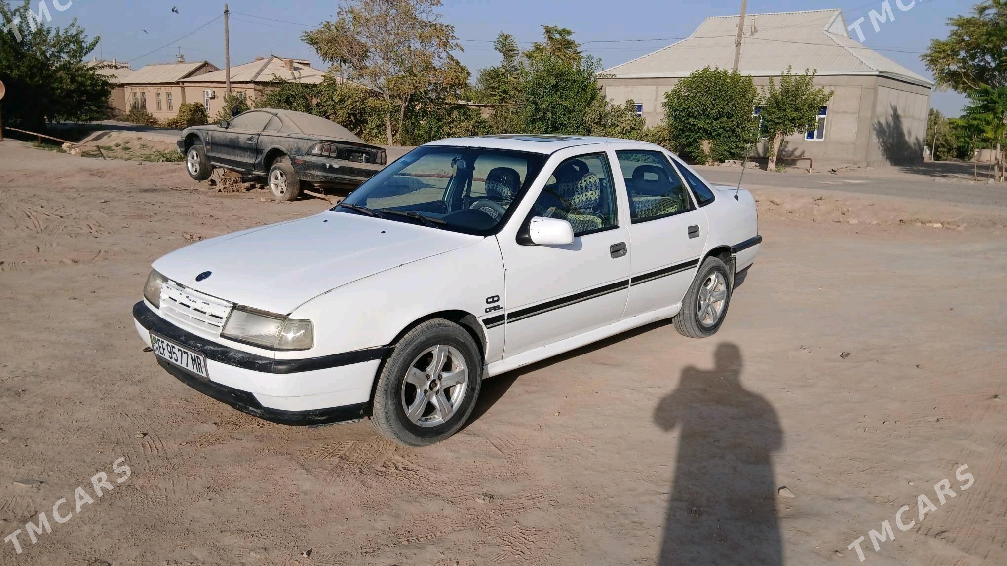 Opel Vectra 1992 - 29 000 TMT - Туркменгала - img 3
