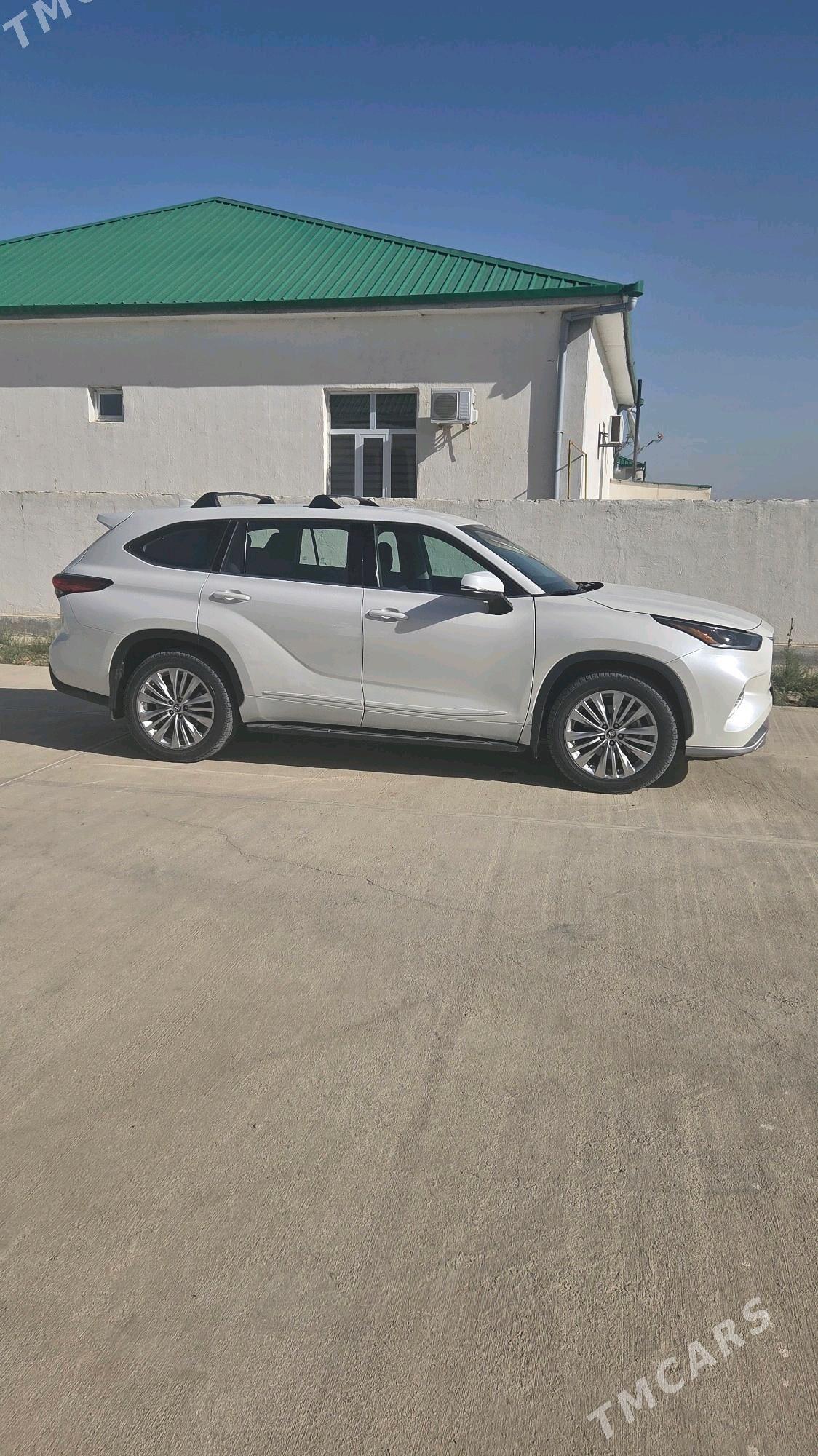 Toyota Highlander 2021 - 520 000 TMT - Bedew - img 7