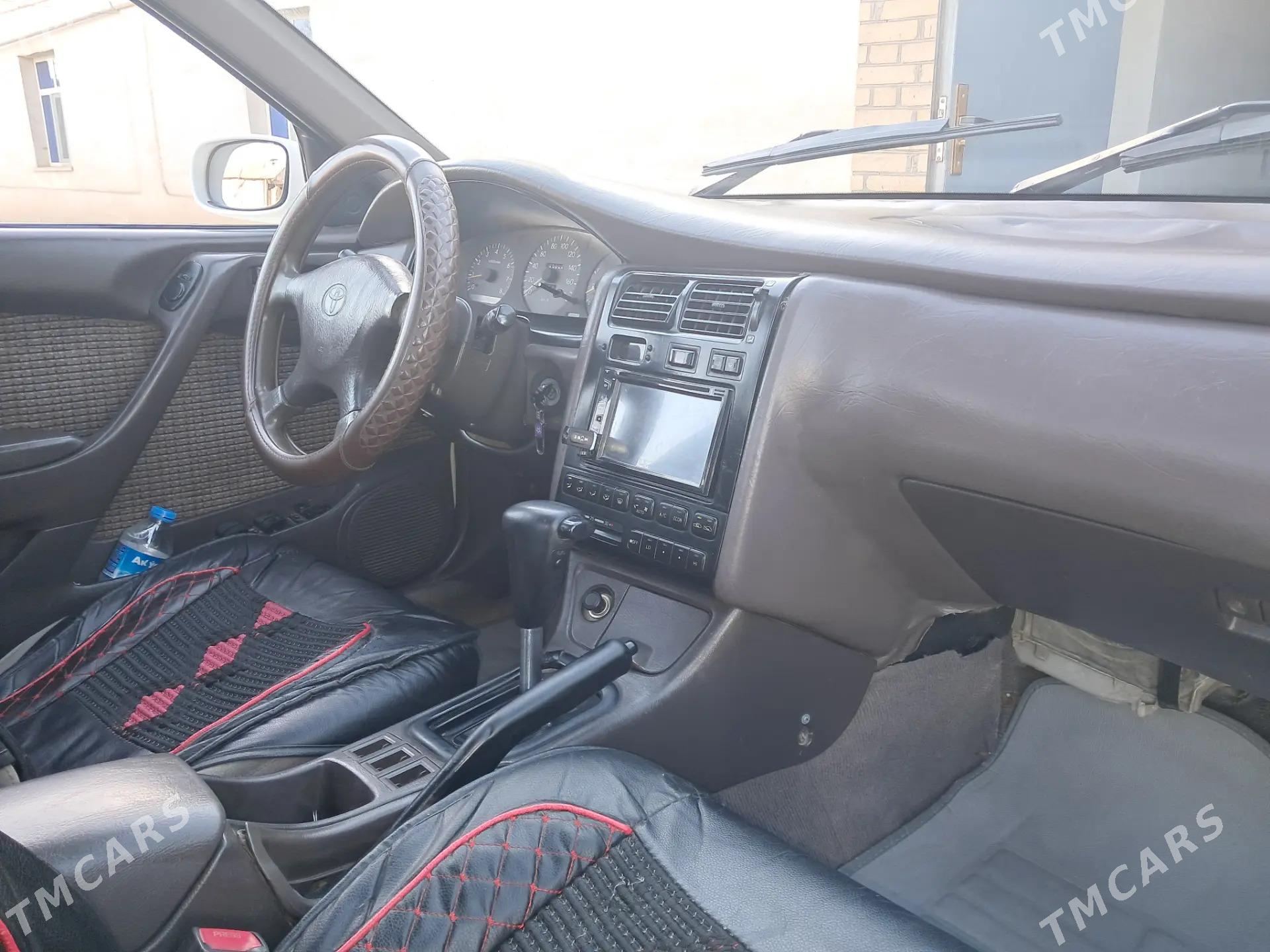 Toyota Corona 1995 - 70 000 TMT - Дарганата - img 2