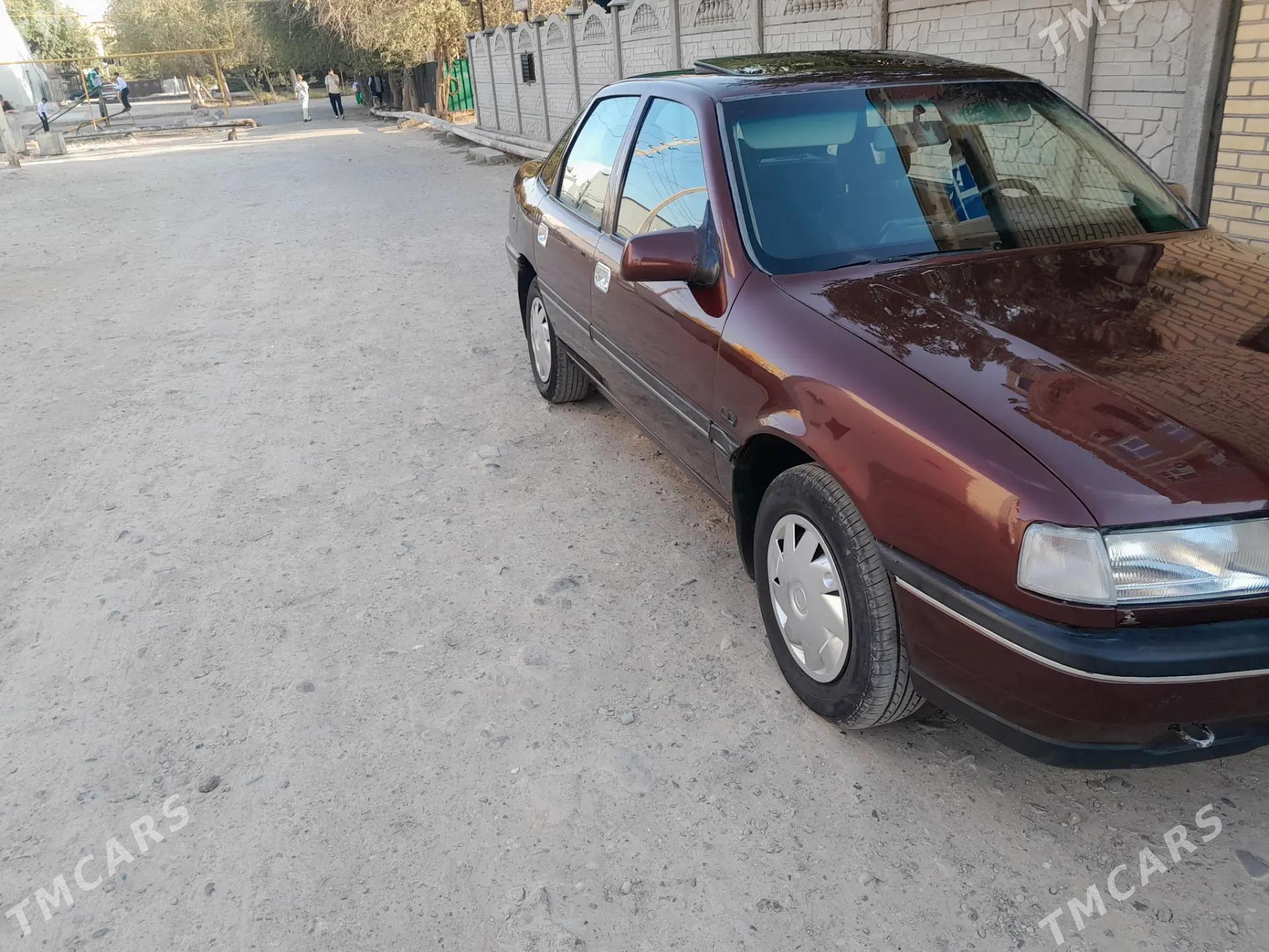 Opel Vectra 1990 - 40 000 TMT - Мары - img 6
