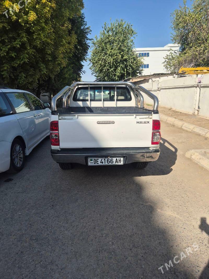 Toyota Hilux 2013 - 340 000 TMT - Bäherden - img 6
