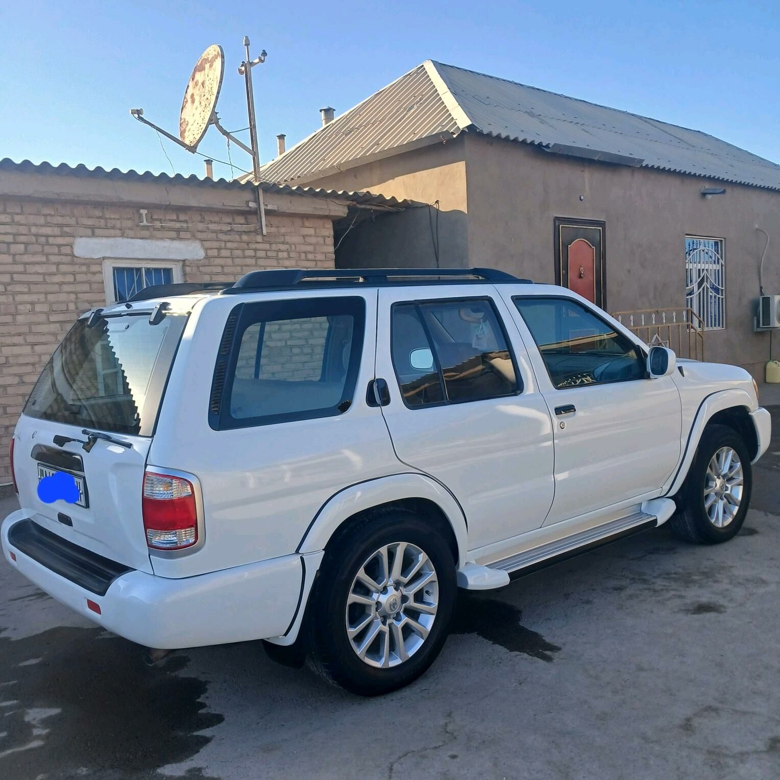 Nissan Pathfinder 2000 - 110 000 TMT - Теджен - img 4