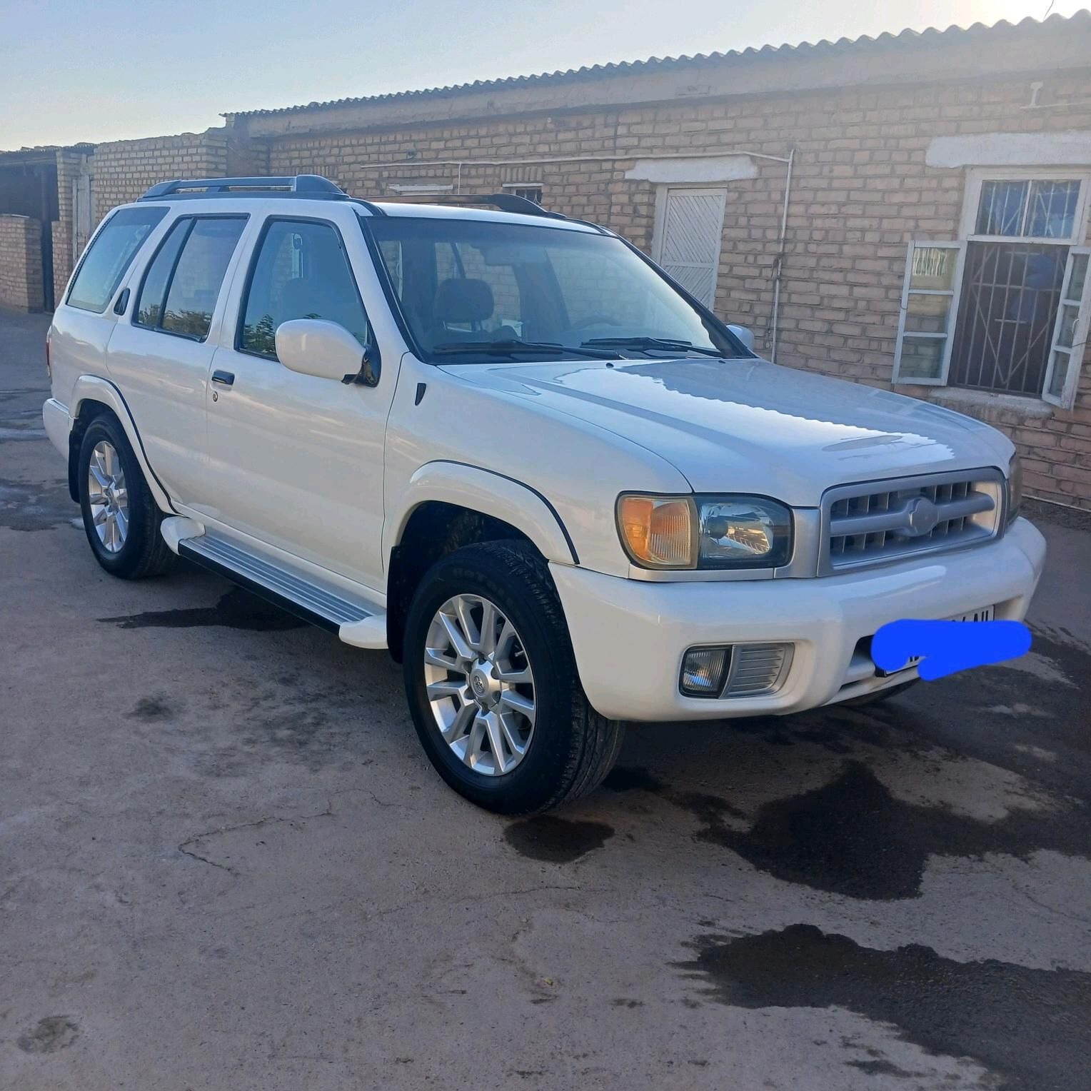Nissan Pathfinder 2000 - 110 000 TMT - Теджен - img 5