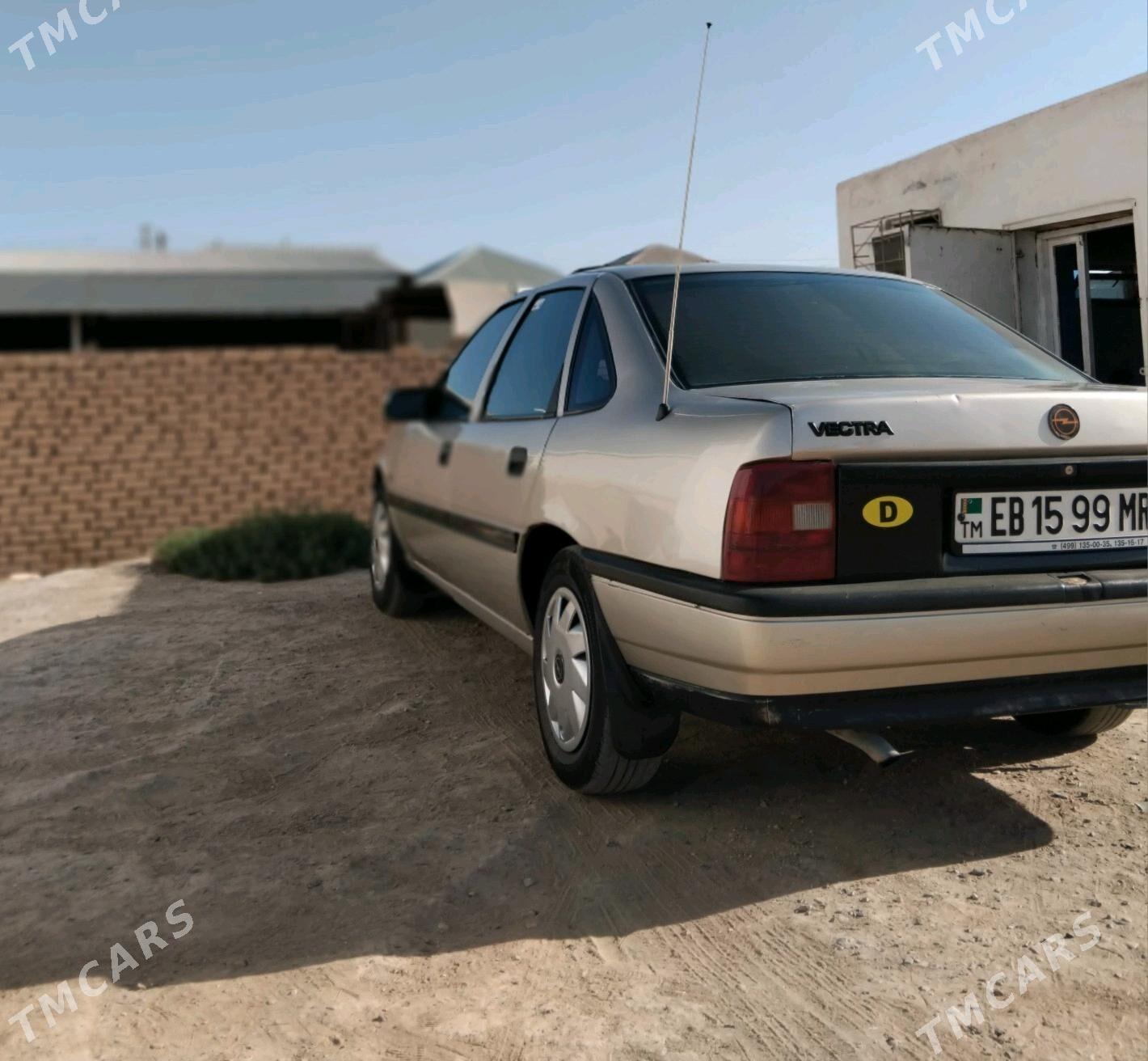 Opel Vectra 1992 - 37 000 TMT - Мары - img 4