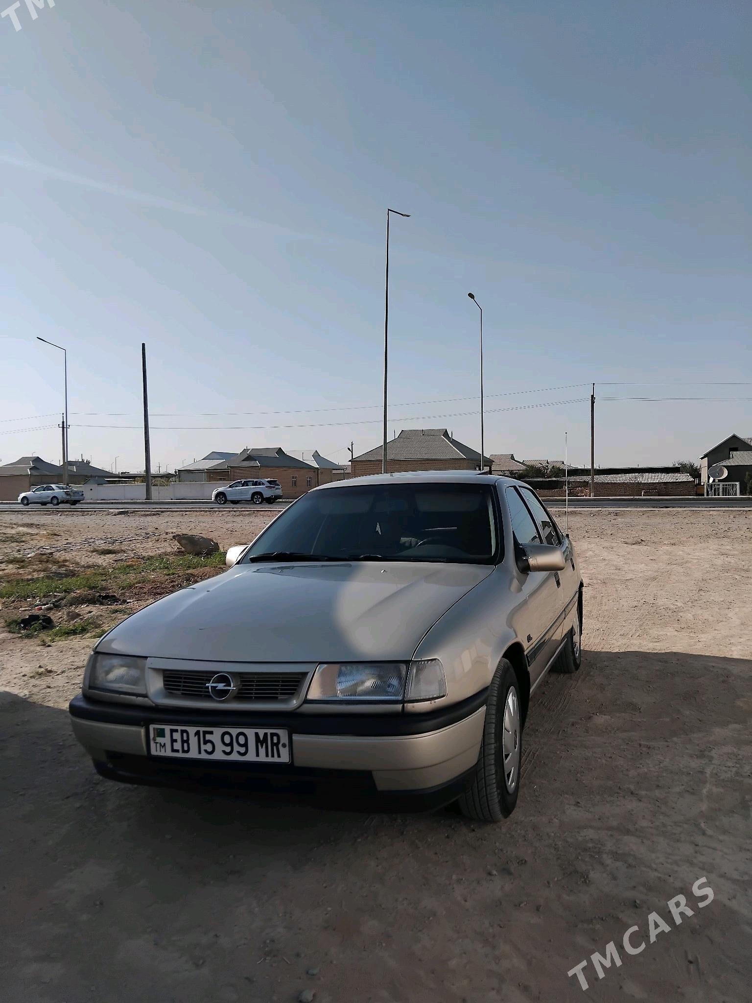 Opel Vectra 1992 - 37 000 TMT - Мары - img 3