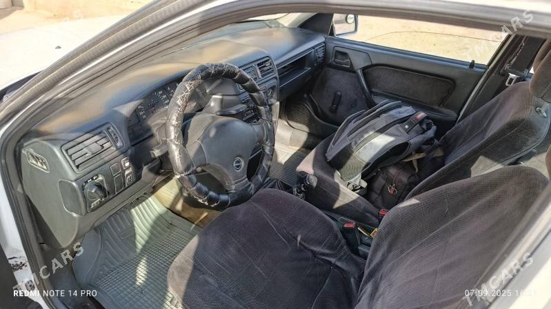 Opel Vectra 1990 - 33 000 TMT - Туркменабат - img 2