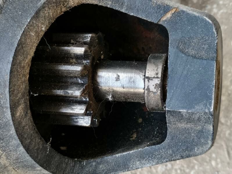 Buldizer Komatsu starter 3 500 TMT - Büzmeýin - img 2