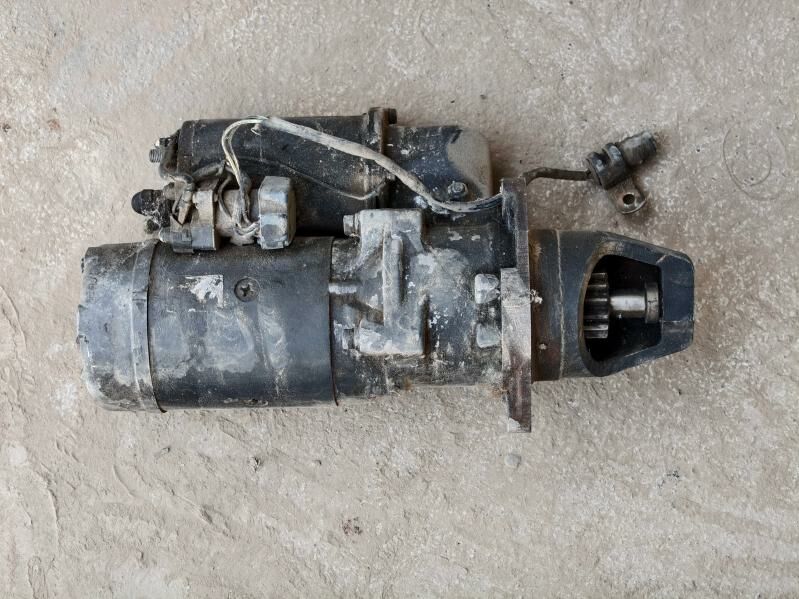 Buldizer Komatsu starter 3 500 TMT - Büzmeýin - img 4