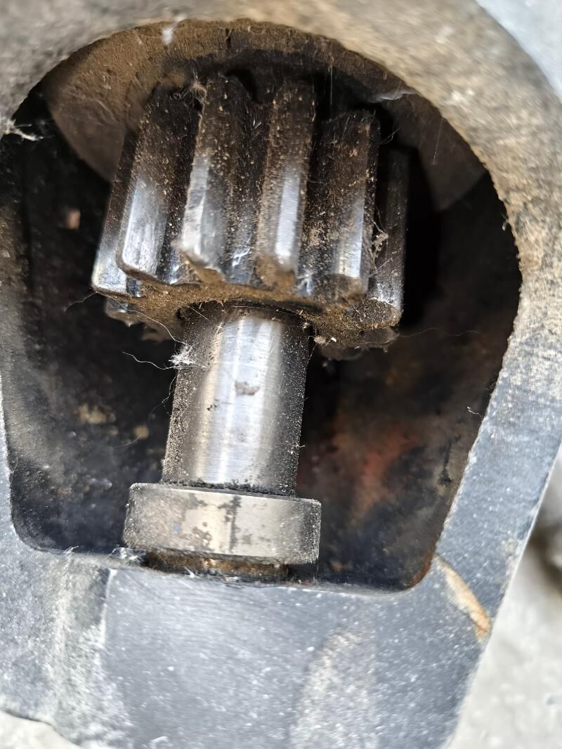 Buldizer Komatsu starter 3 500 TMT - Büzmeýin - img 3