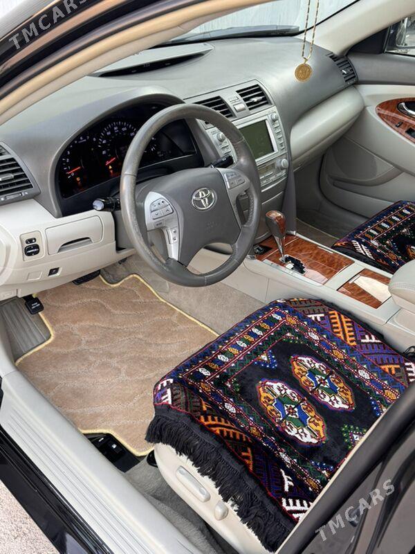 Toyota Camry 2010 - 270 000 TMT - Мары - img 4